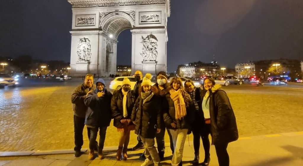Turistas y estudiantes extranjeros en Francia: ¿cómo acceder al pase de vacunación?